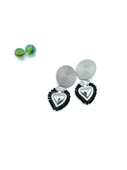 “Malena” heart dangle earrings (black)
