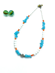 ''sea snail'' jade chips & white CORALS necklace