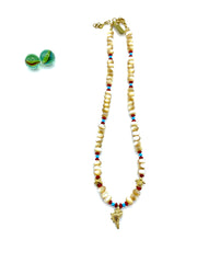 ''Mother of pearl'' summer necklace (beige)