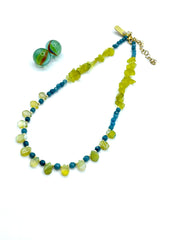 LIME JADE / ''BLUE JEAN'' AGATE NECKLACE