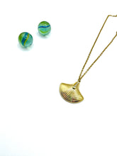 ''VENTALIA'' stainless steel pendant / chain necklace