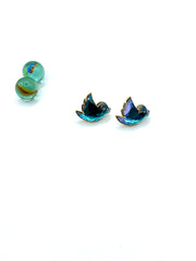 ''PIGEONS'' STUD EARRINGS (lilac)