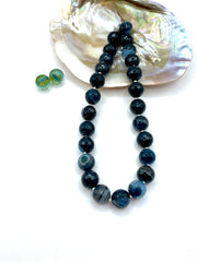 AGATE (BLUE) & WHITE PEARLS GEMSTONE NECKLACE 16MM