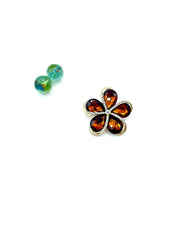 “Flora” brooch (brown)