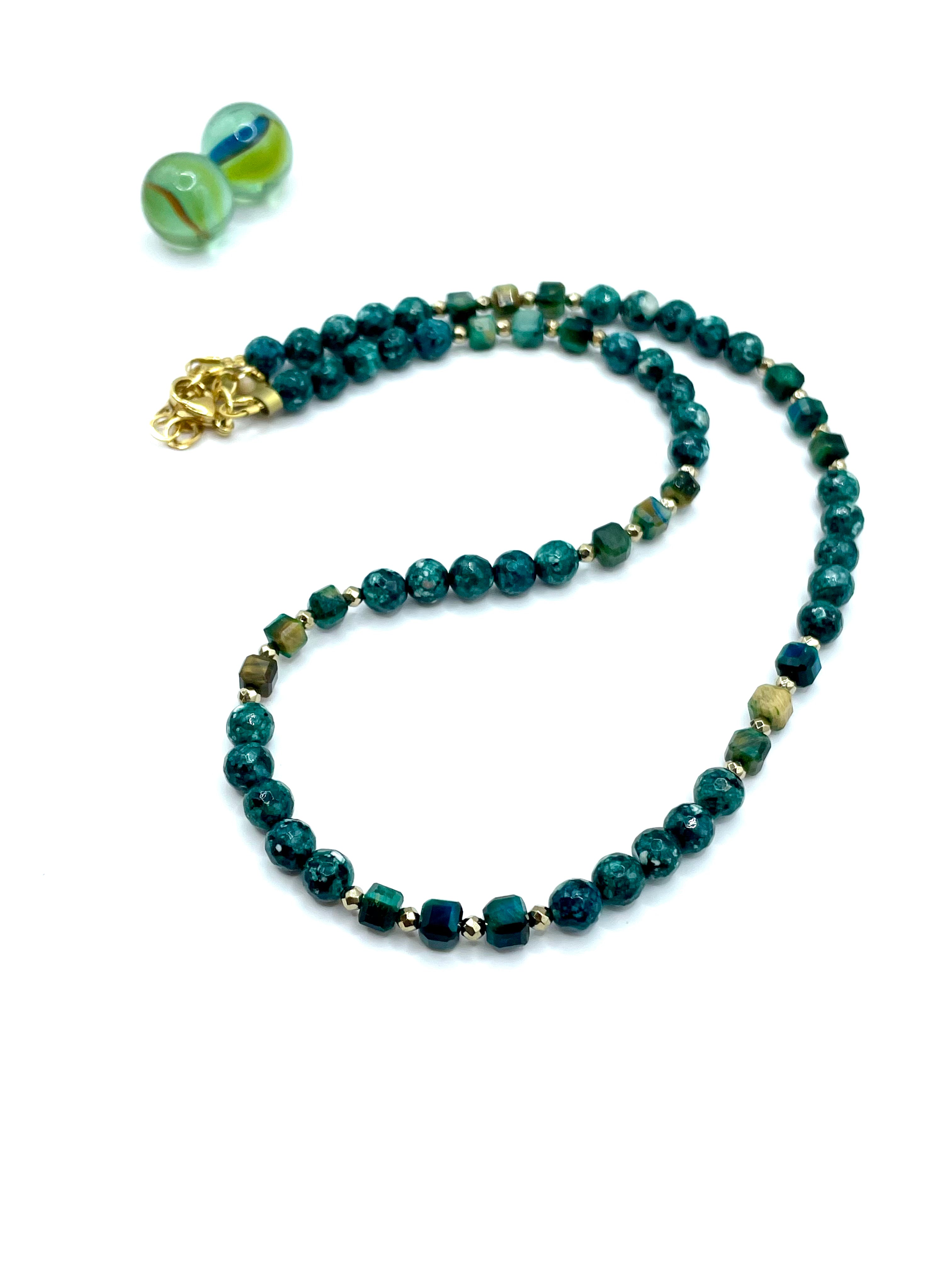 Agate & tiger’s eye “cubes” GREEN necklace
