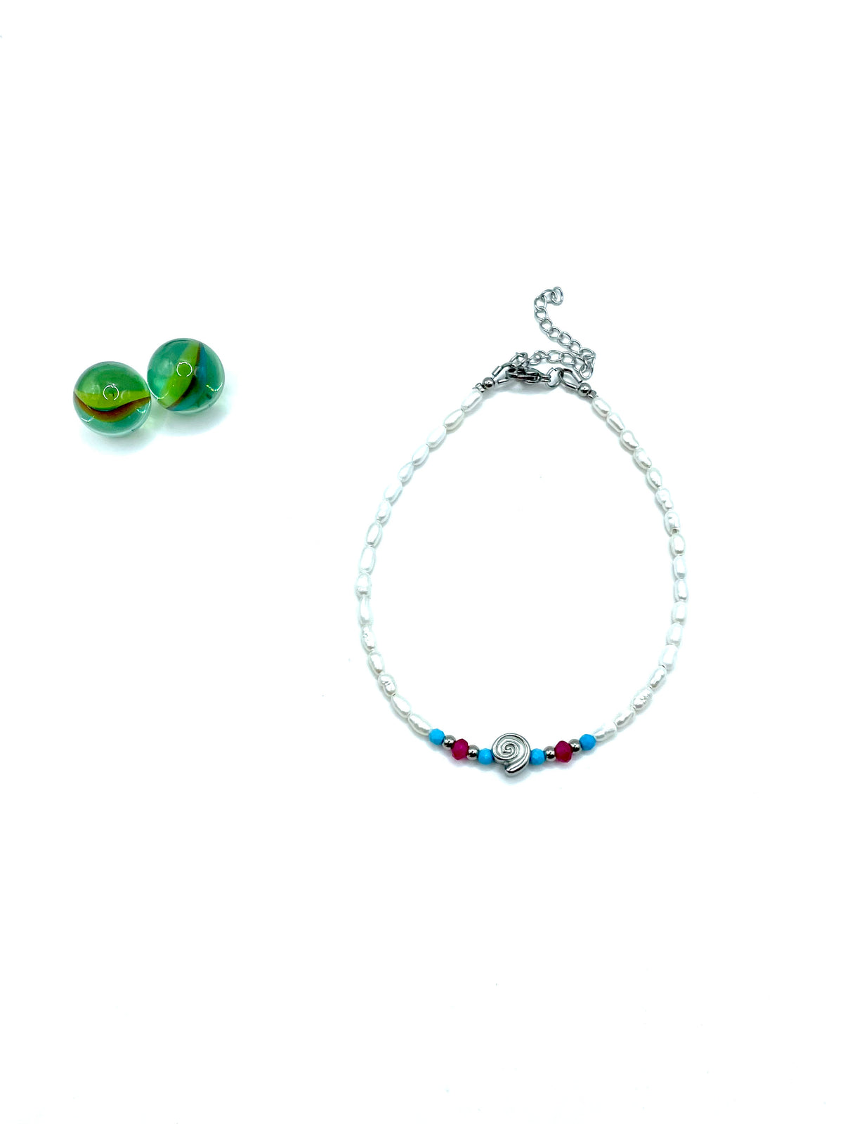 ''mini sea snail'' anklet (freshwater pearls)