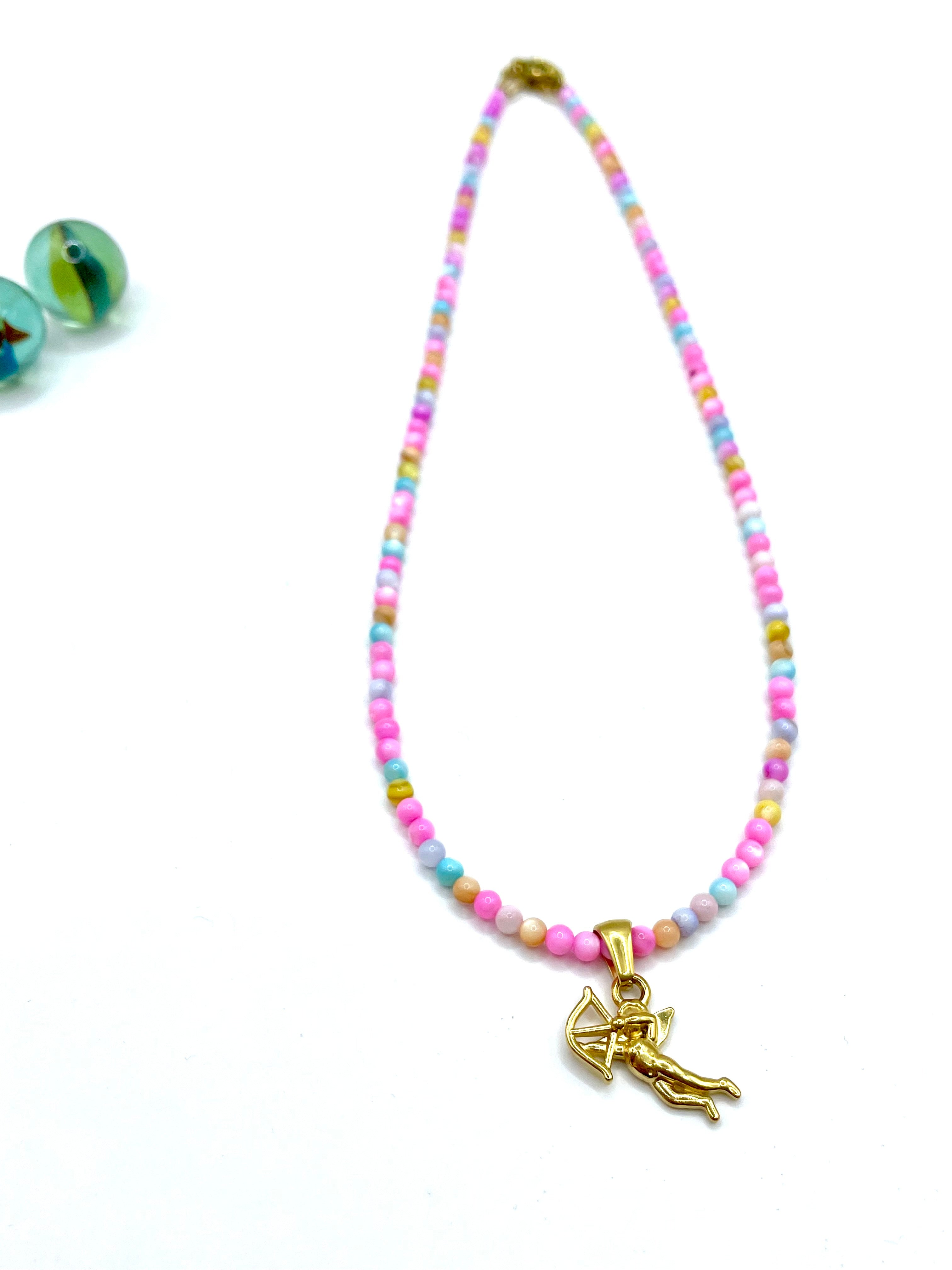 ''CUPID'' NECKLACE (mother of pearl)