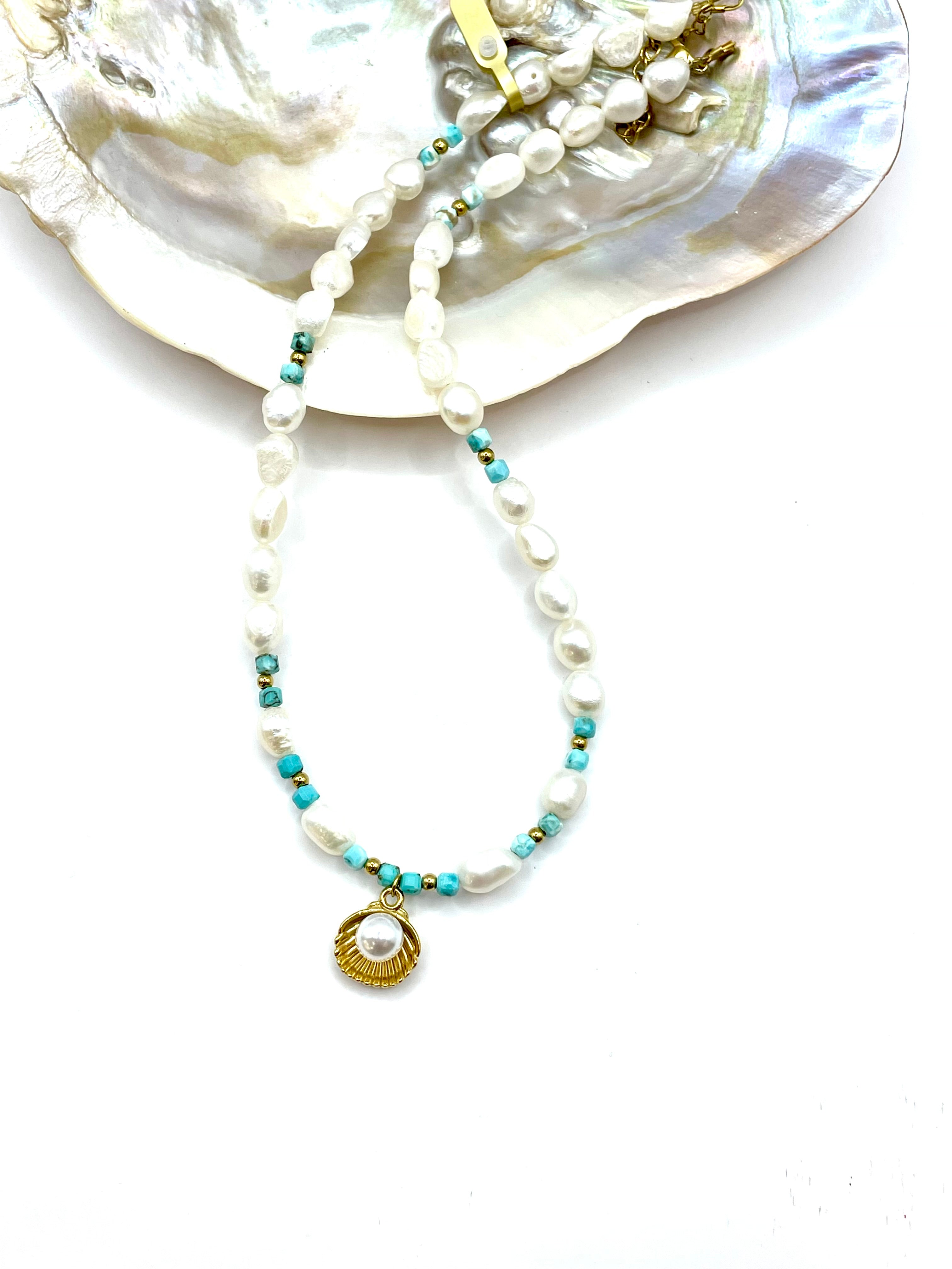 FRESHWATER PEARLS NECKLACE ( VENUS TURQUOISE )