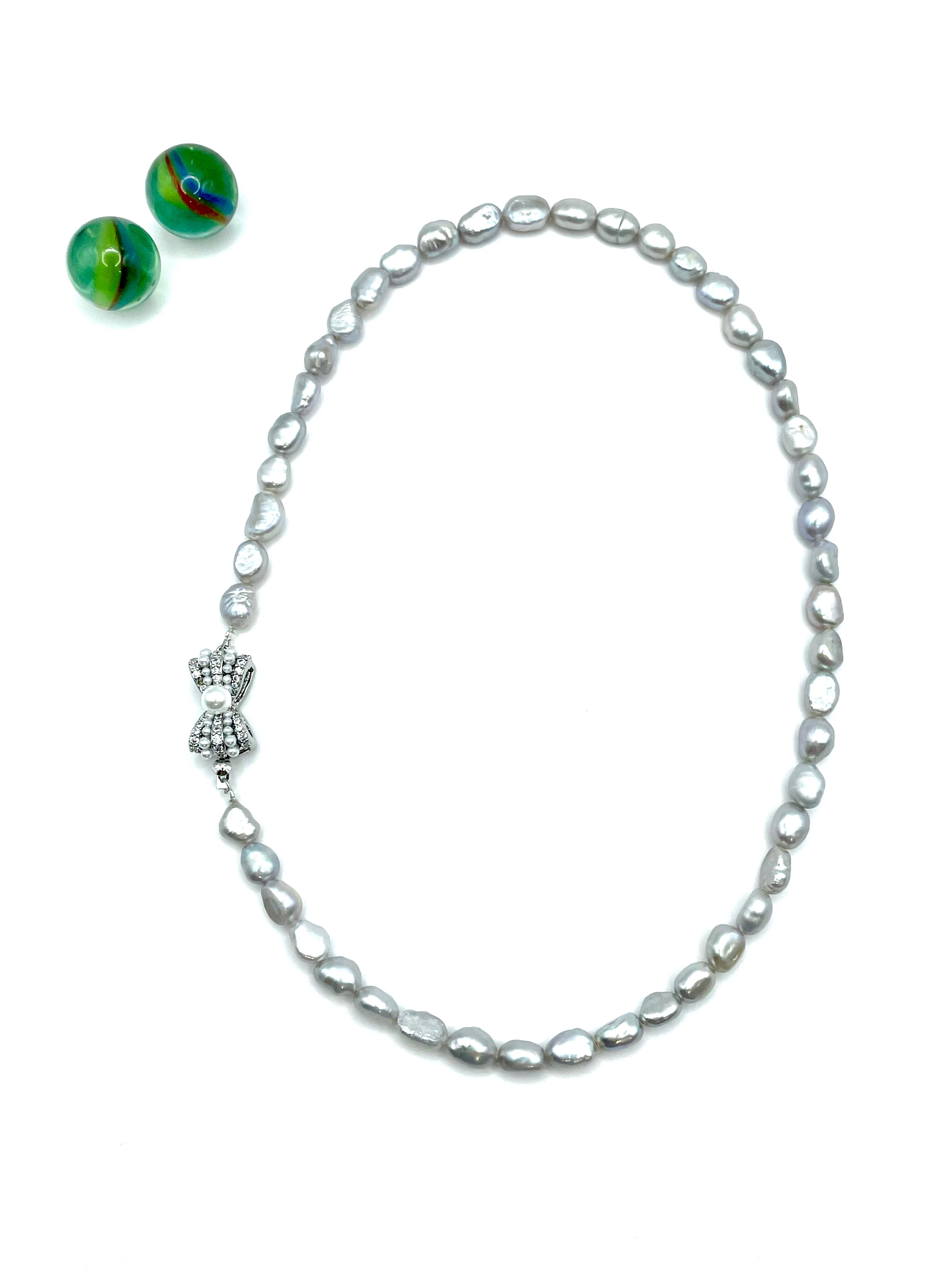 ''MADEMOISELLE'' freshwater pearl necklace