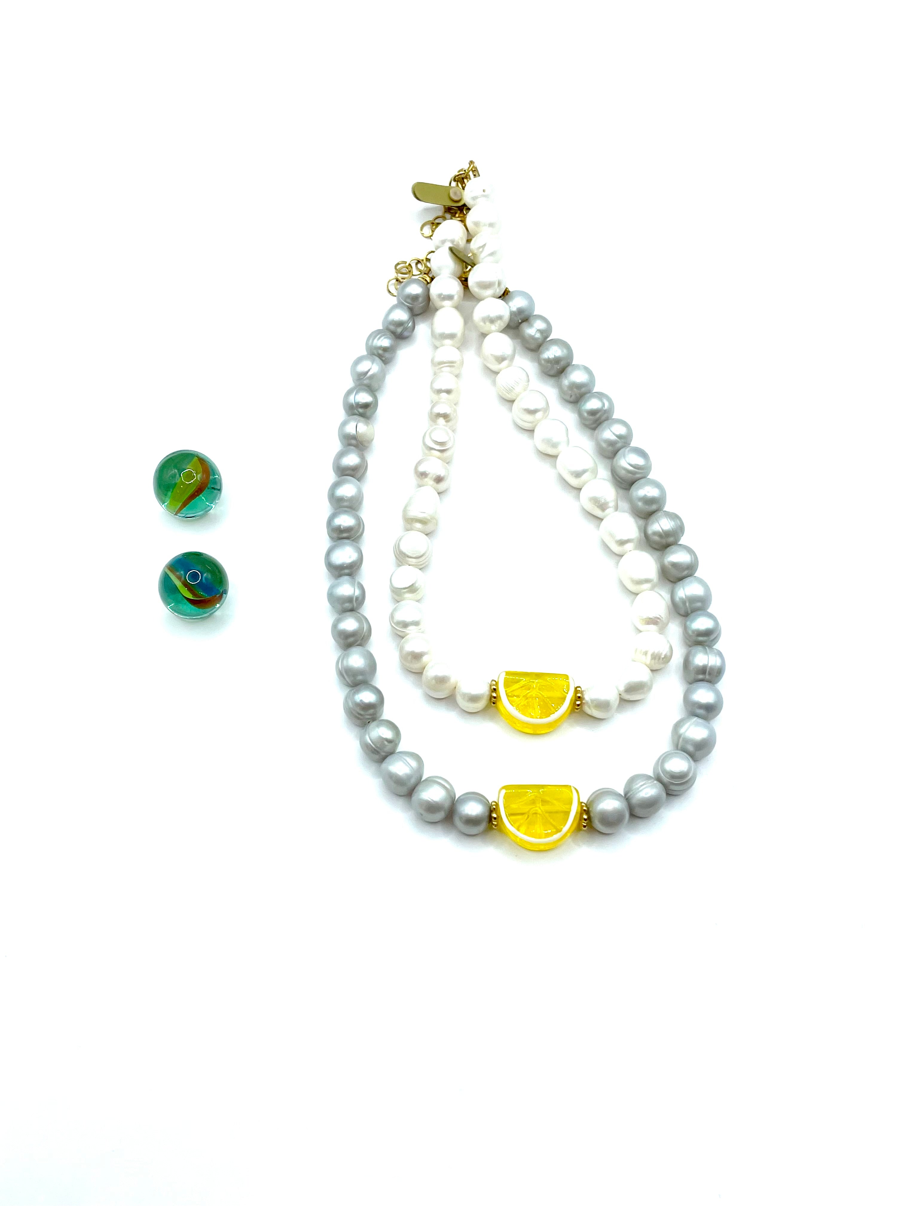 ''LENOMITO'' NECKLACE /  FRESHWATER PEARLS