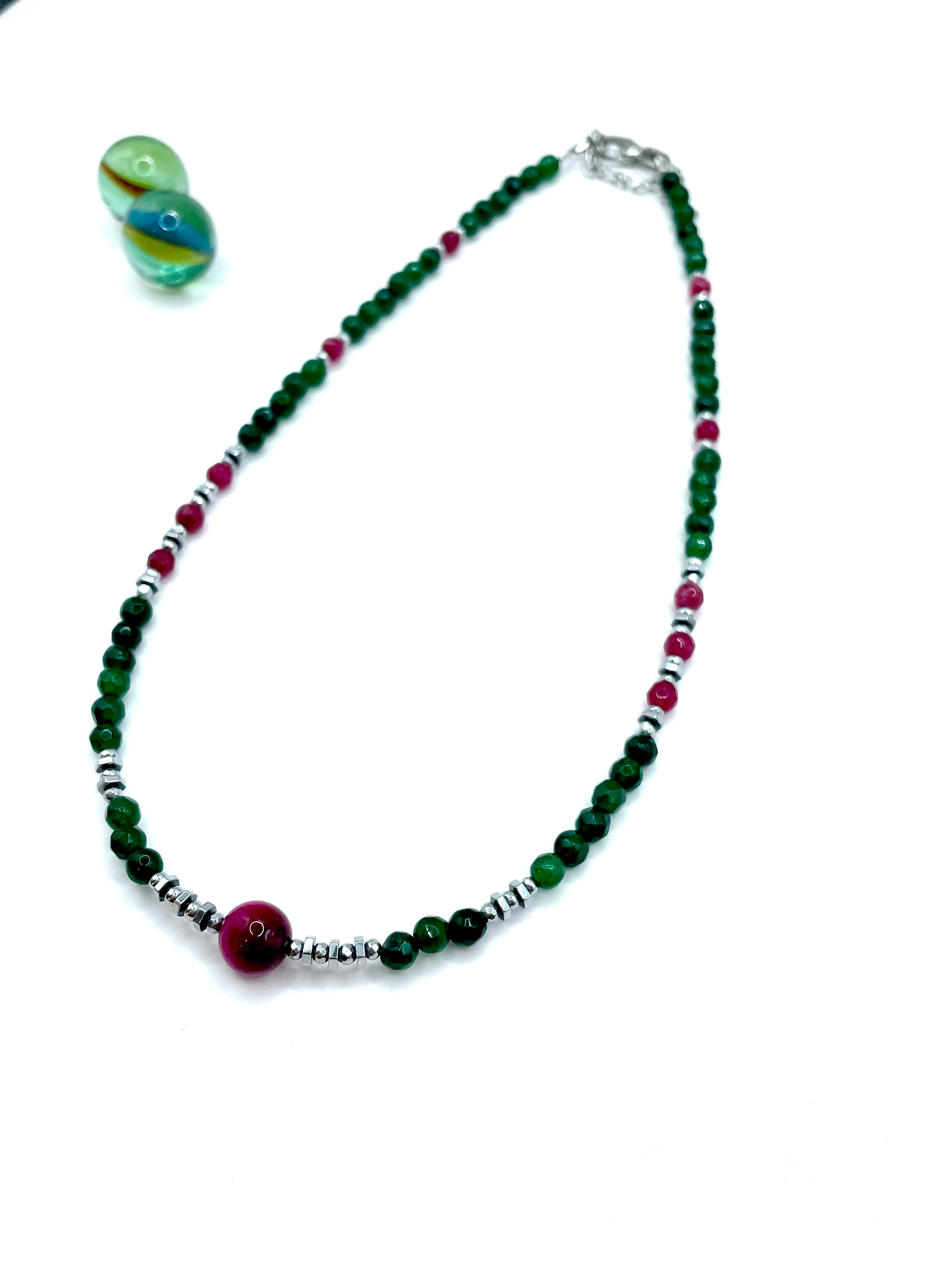 green agate & fuchsia ''cat's eye'' necklace