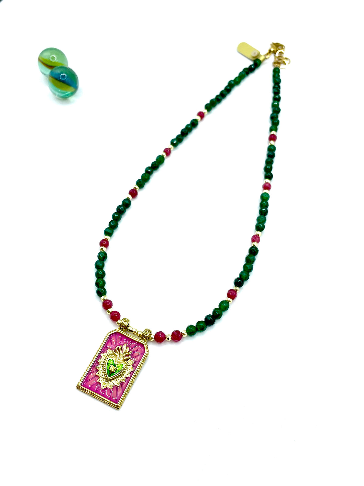 “Flaming Heart” agate necklace