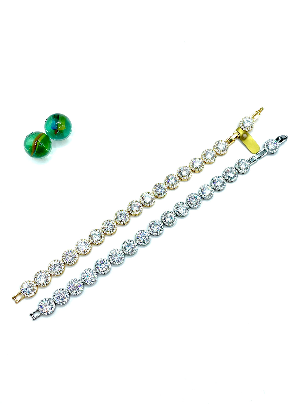 “Rounded rosettes” stainless steel bracelet