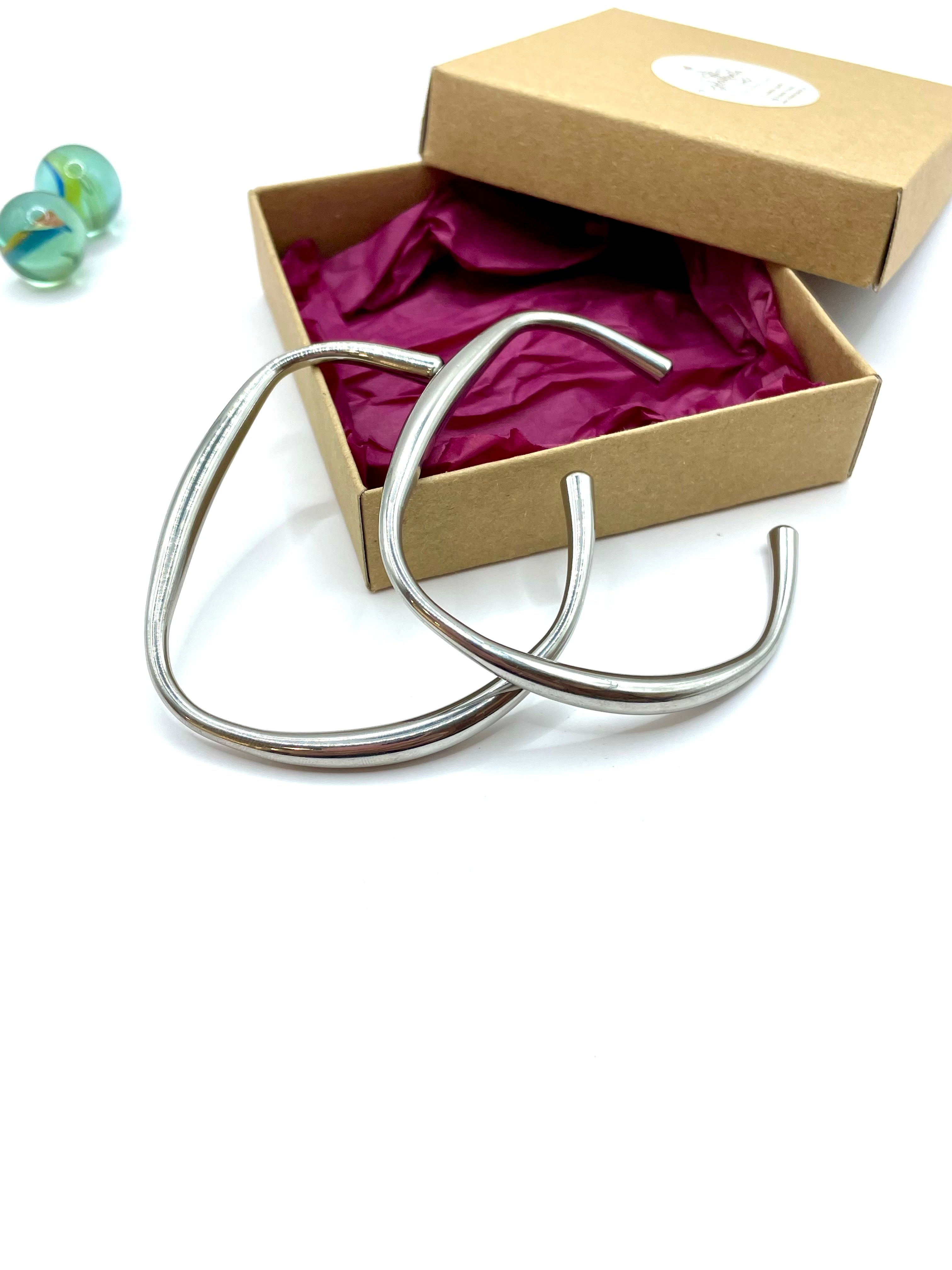 “Tres” minimal cuff bracelet ( stainless steel)