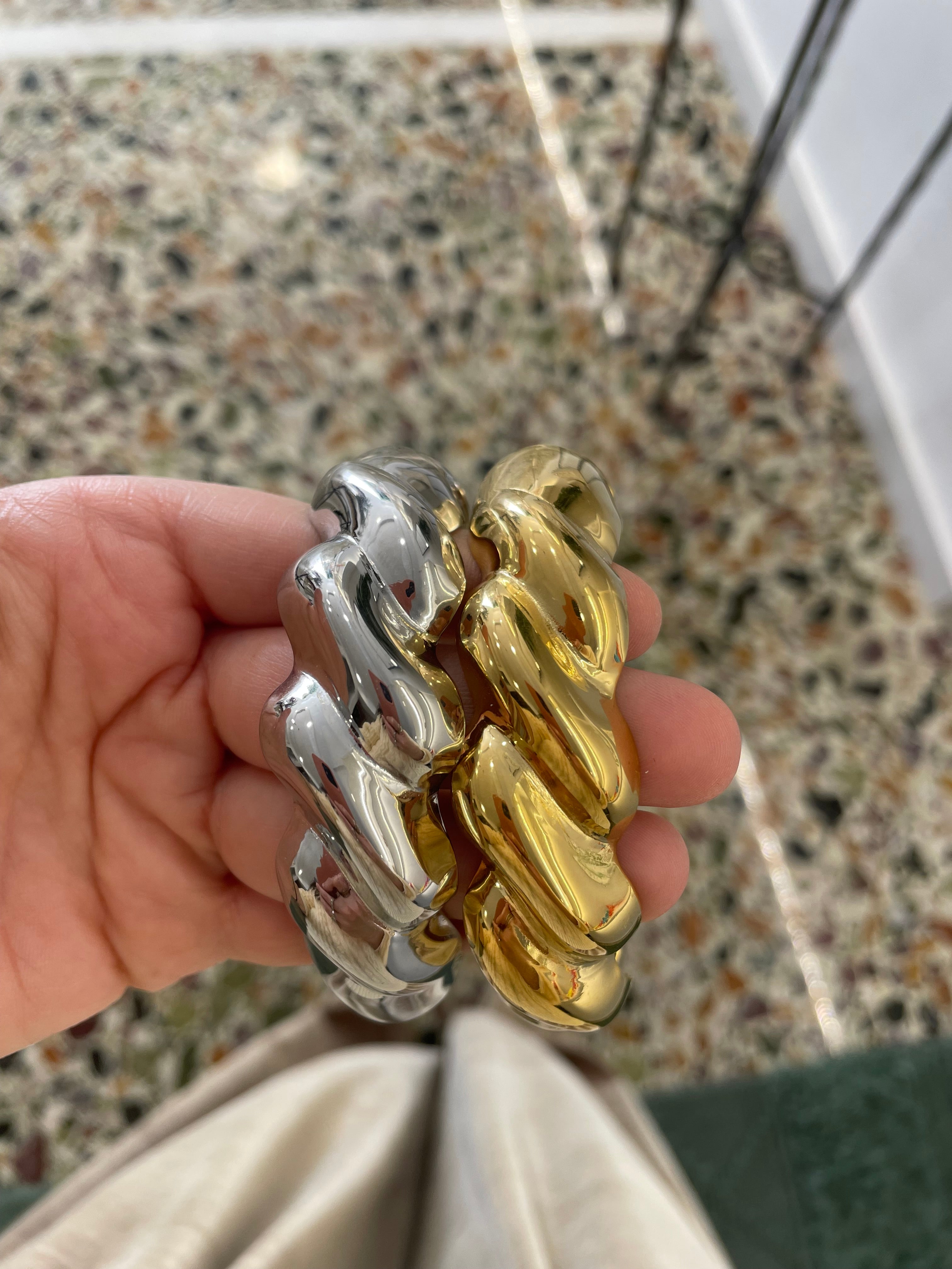 ''SIMONA'' stainless steel bold bracelet (wavy)