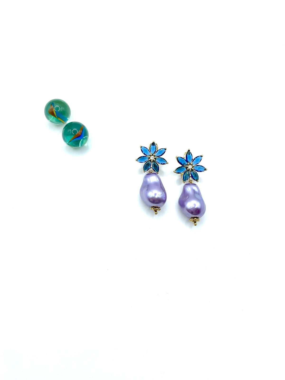 ''ROSALIA'' DANGLE EARRINGS ( blue / purple )
