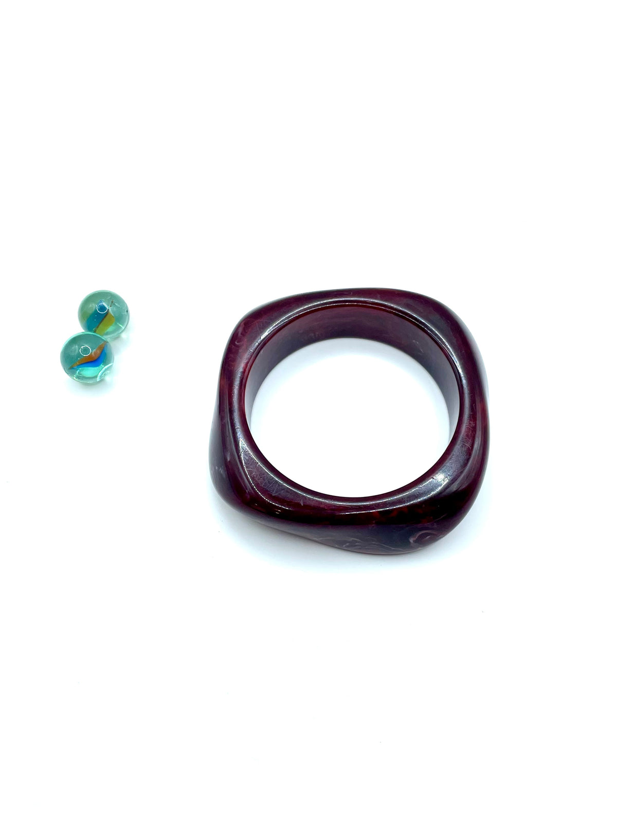 ''OLIVER'' 70s RESIN BRACELET ( merlot bordeaux  )