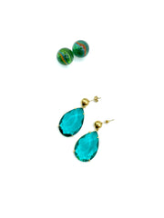 “Faceted crystals” earrings (green)