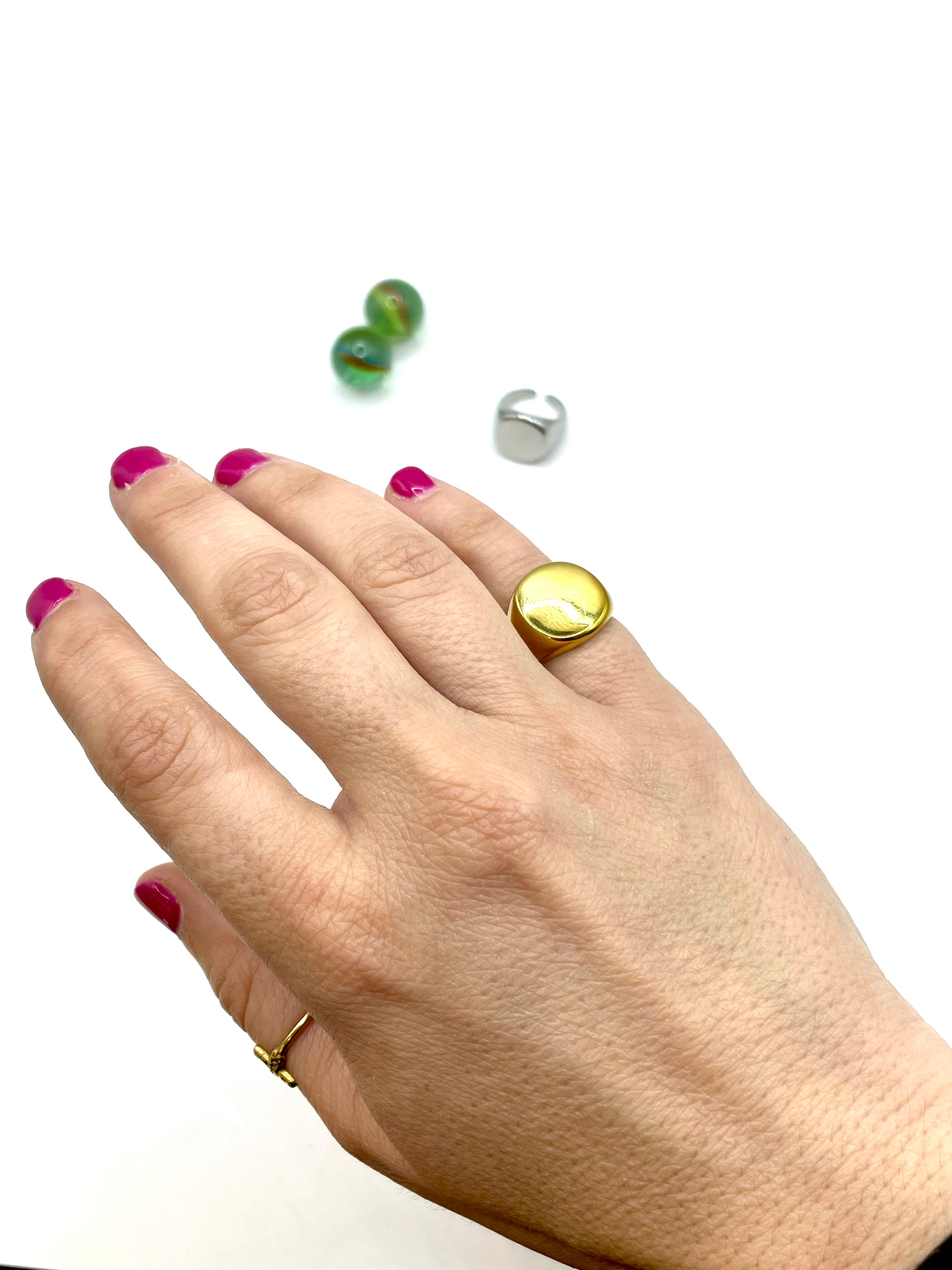 classic round chevalier RING